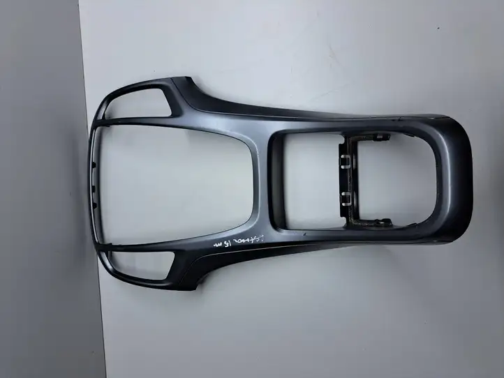 Opel Astra J (2012 - 2015) 13257562 Прочие детали салона — фото 1