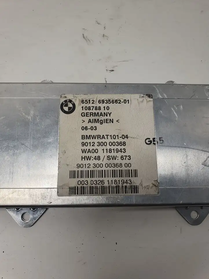 BMW 7 E65 E66 (2001 - 2008) 90123000036800 Усилитель антенны — фото 4
