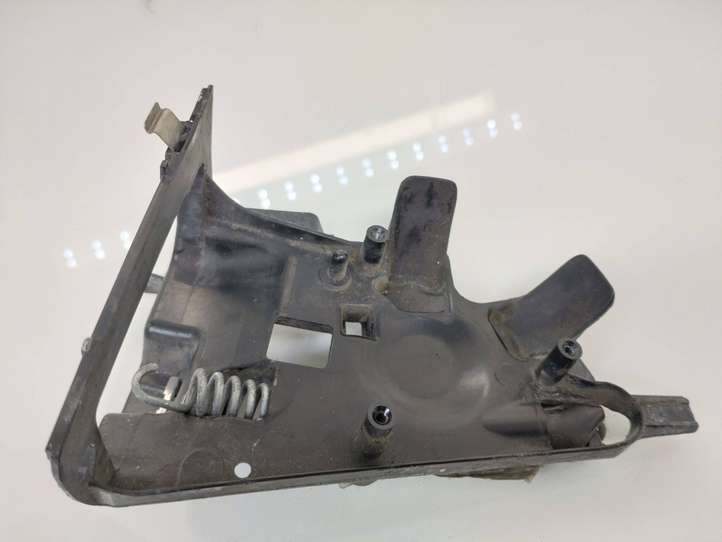 Mercedes-Benz E W211 (2002 - 2009)  413135405 Части зеркала