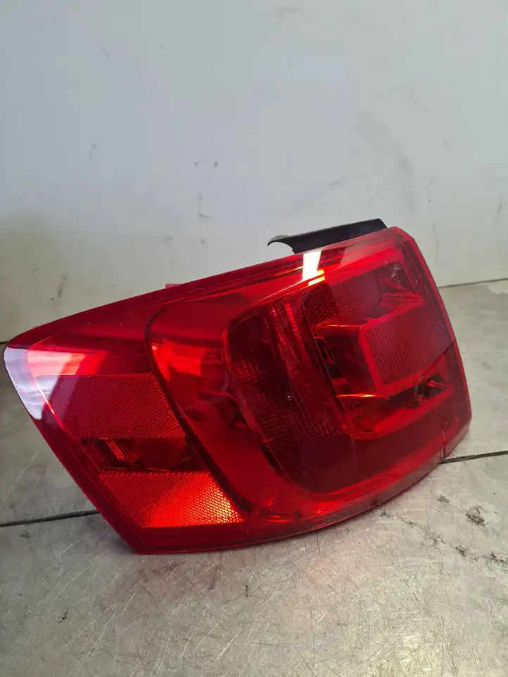 Volkswagen Jetta VI (2011 - 2018) 5C6945257 Задний фонарь в кузове — фото 1