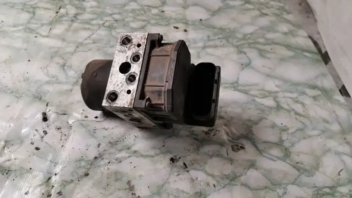 Ford Mondeo Mk III (2000 - 2007) ABS блок — фото 1