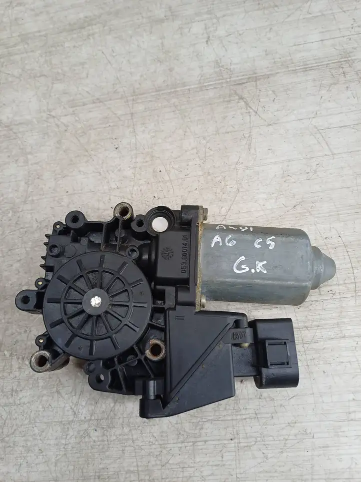Audi A6 S6 C5 4B (1997 - 2001) 101144114 Стеклоподъемник задней двери — фото 1