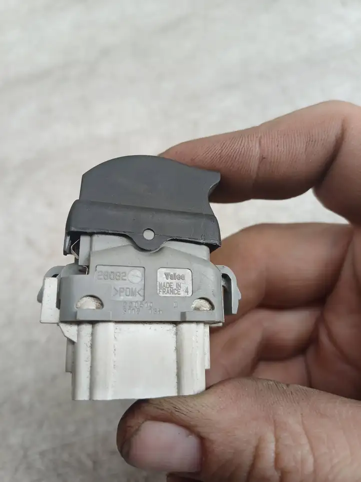 Renault Laguna II (2001 - 2005) 220510 Блок кнопок стеклоподъемников — фото 5