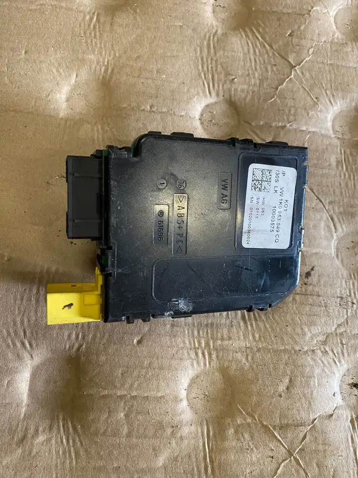Volkswagen Golf Plus (2004 - 2008) 1K0953549CQ Датчик угла поворота руля — фото 1