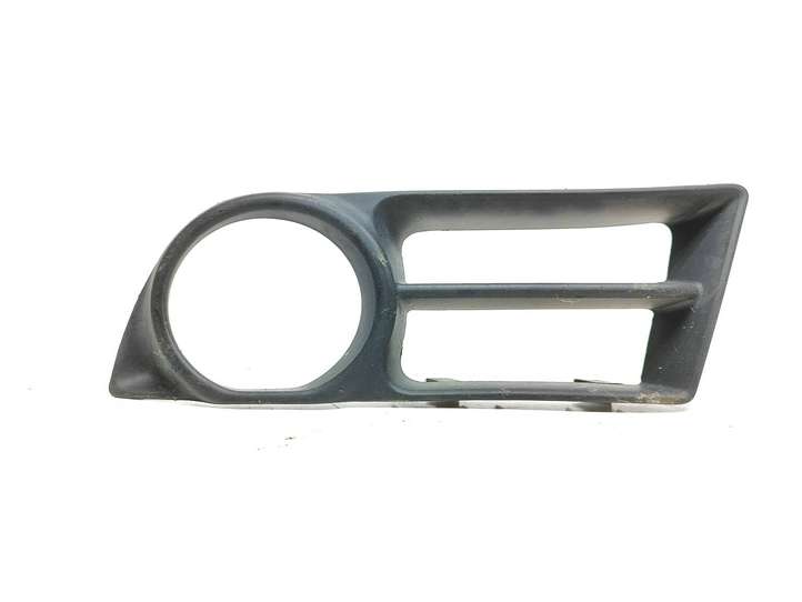 Toyota Corolla Verso AR10 (2004 - 2009)  521250F040 Нижняя решётка (из трех частей)