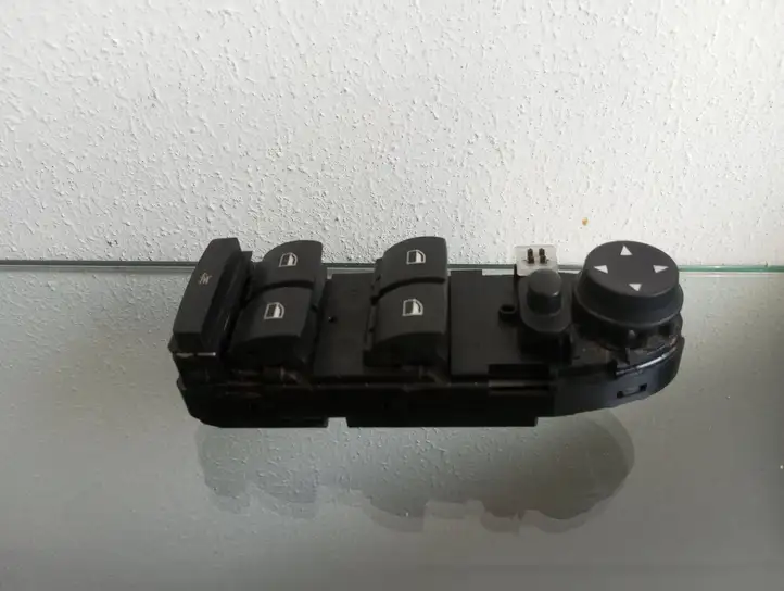 BMW X5 E70 (2006 - 2013) 9218043 Кнопка стеклоподъемников — фото 3