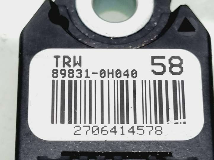 Toyota Aygo (2014 - 2018)  898310H040 Датчик удара надувных подушек