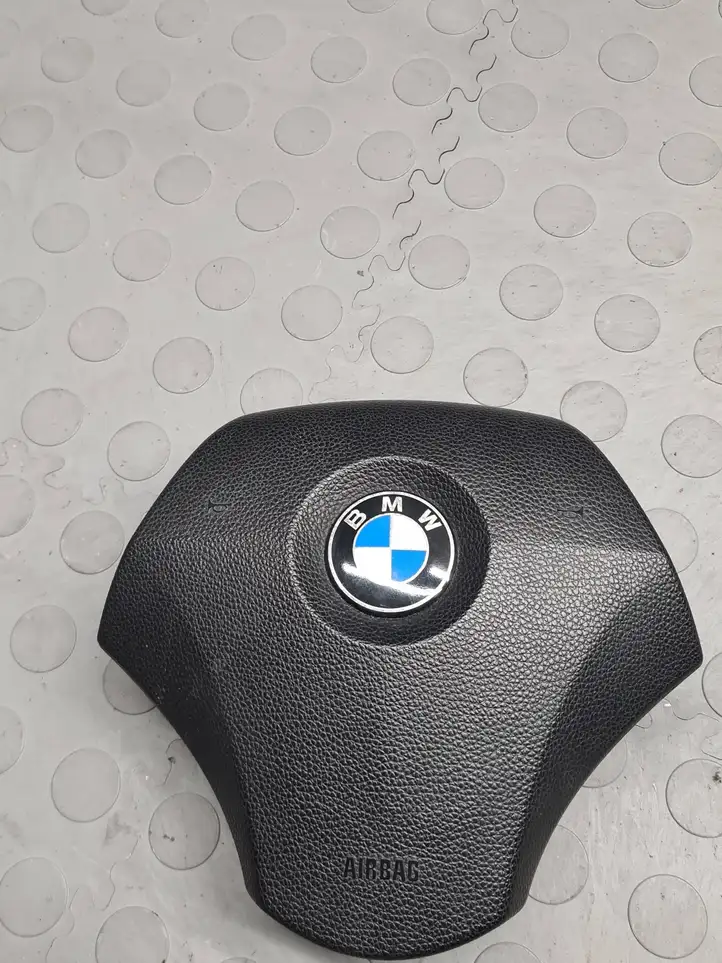 BMW 5 E60 E61 (2004 - 2010) 336774449049 Подушка безопасности руля — фото 1