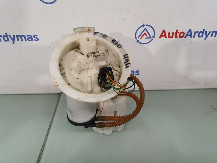 BMW 3 F30 F35 F31 (2012 - 2018)  16117243975 Насос топлива (в топливном баке)
