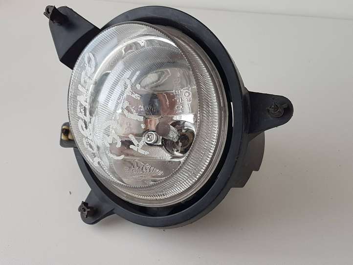 Kia Sorento (2002 - 2006)  123 Передняя противотуманная фара