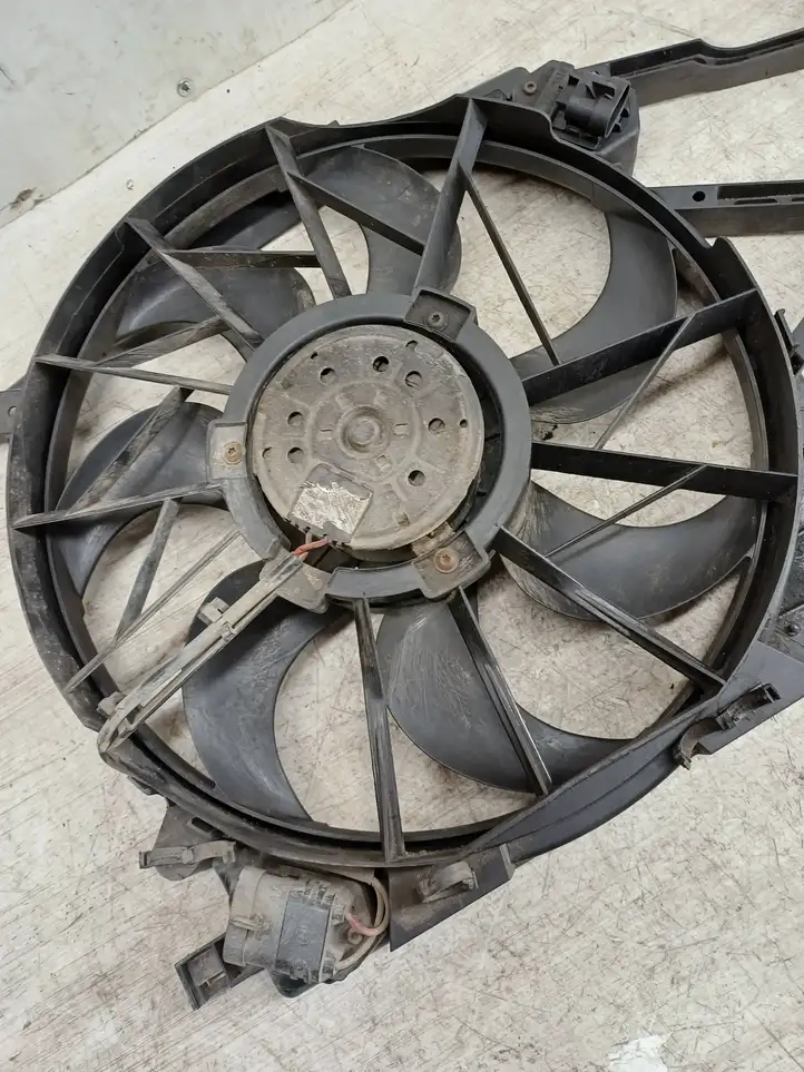 Opel Zafira A (1999 - 2003) 90572755 Дифузор радиатора — фото 3