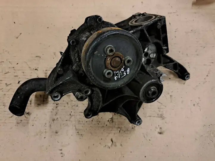 Audi A4 S4 B5 8D (1999 - 2001) 028903143AF Кронштейн генератора — фото 1