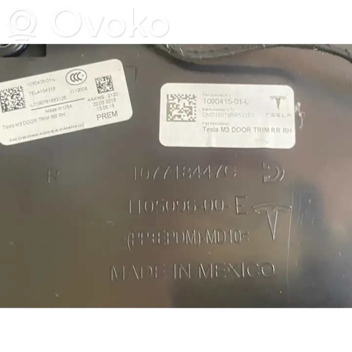 Tesla Model 3 (2017 - 2023) 110509600E Обшивка задней двери — фото 3
