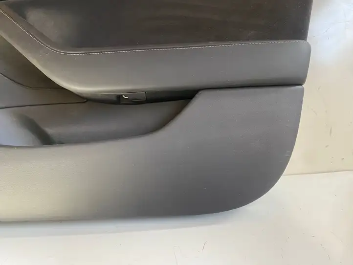 Tesla Model 3 (2017 - 2023) 147730291C Обшивка передней двери — фото 10