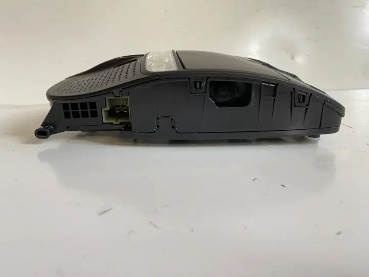 Mercedes-Benz C W205 (2014 - 2021) A0008275323 Передняя подсветка — фото 4