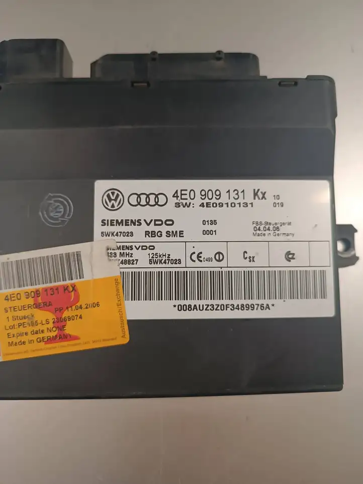 Audi A8 S8 D3 4E (2005 - 2007) 4E0909131KX Блок бесключевого доступа — фото 5