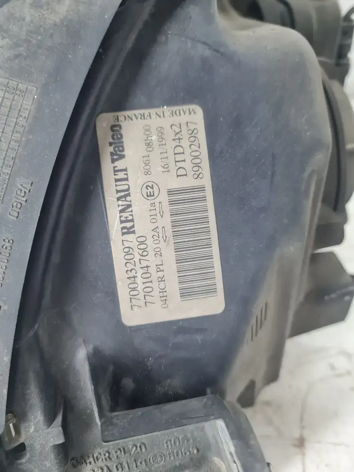 Renault Scenic I (1996 - 2003) 7700432097 Передняя фара — фото 3