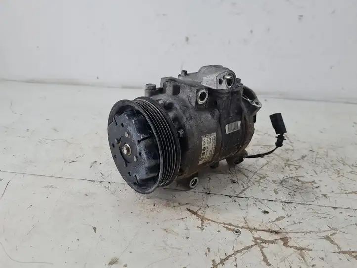 Volkswagen Polo (2001 - 2005) 6Q0820803D Компрессор (насос) кондиционера воздуха — фото 1