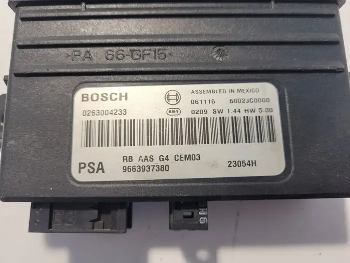 Citroen C4 I Picasso (2006 - 2013) 9663937380 Блок управления парктрониками — фото 3