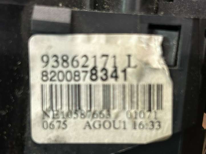 Renault Trafic II (X83) (2002 - 2014)  8200878341 Комплект ручек