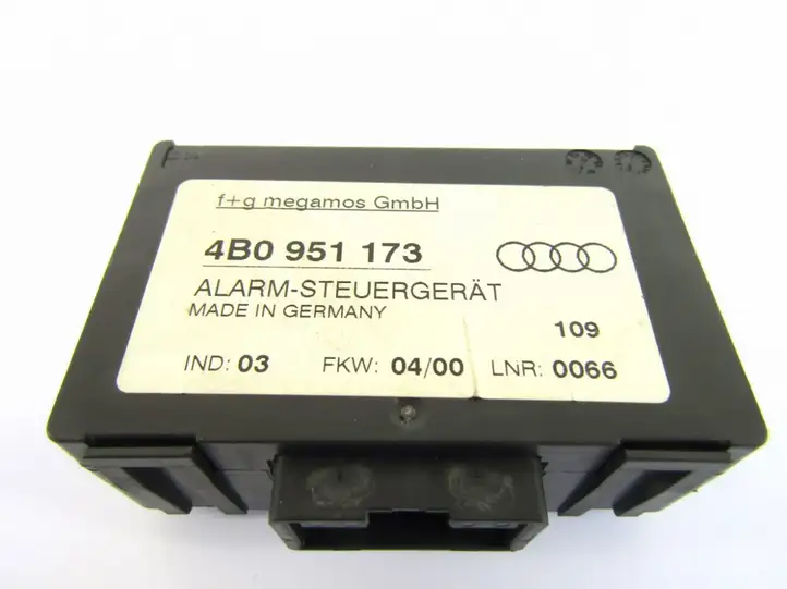 Audi A6 S6 C5 4B (2001 - 2004) Блок управления сигнализацией — фото 4