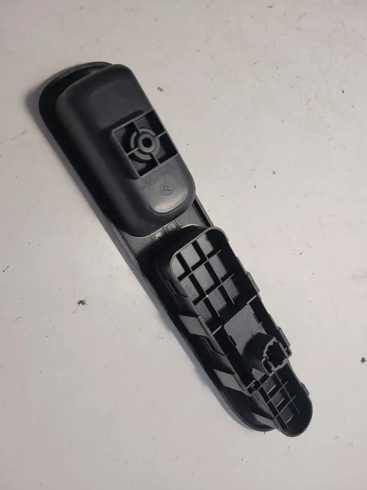 Peugeot 307 CC (2001 - 2005) 96351625XT Блок кнопок стеклоподъемников — фото 2
