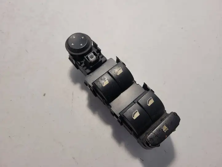 Peugeot 307 (2005 - 2008) 96531124XT Блок кнопок стеклоподъемников — фото 1