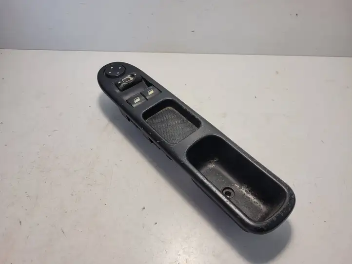 Peugeot 307 CC (2001 - 2005) 96351622XT Блок кнопок стеклоподъемников — фото 1