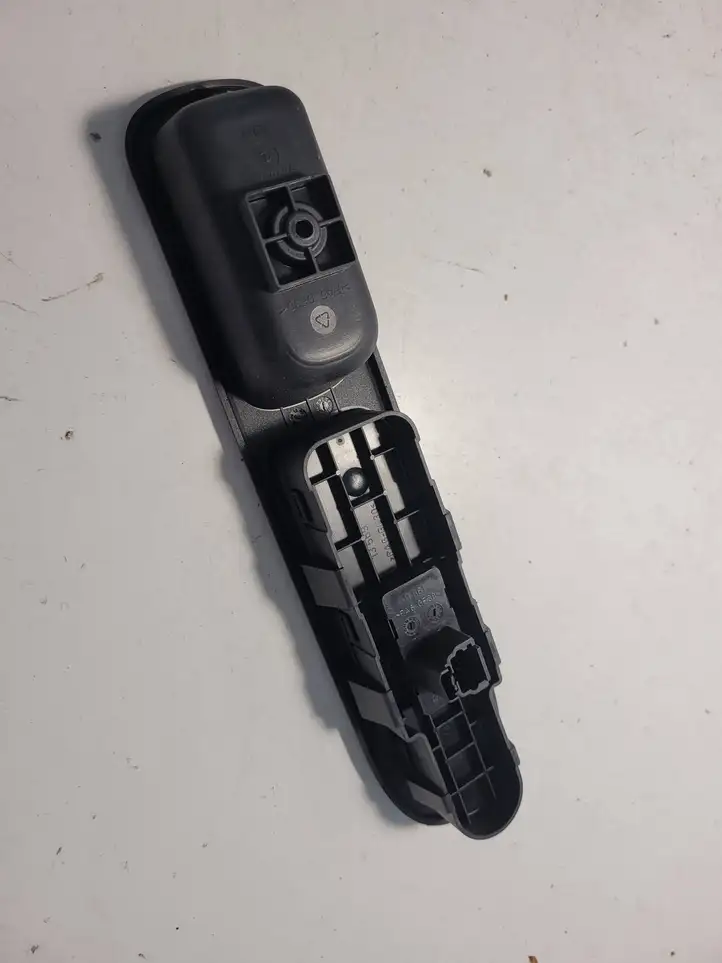 Peugeot 307 CC (2001 - 2005) 96351625XT Блок кнопок стеклоподъемников — фото 2