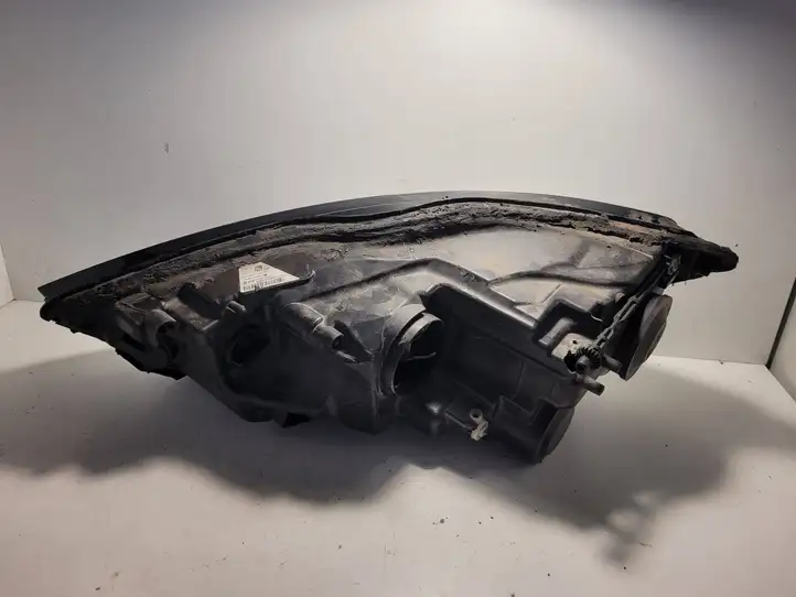 Audi A6 C7 (2011 - 2014) 4G0941004 Передняя фара — фото 2