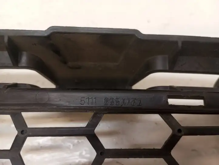 BMW 3 F30 F35 F31 (2012 - 2018) 51118054132 Нижняя решетка переднего бампера — фото 6