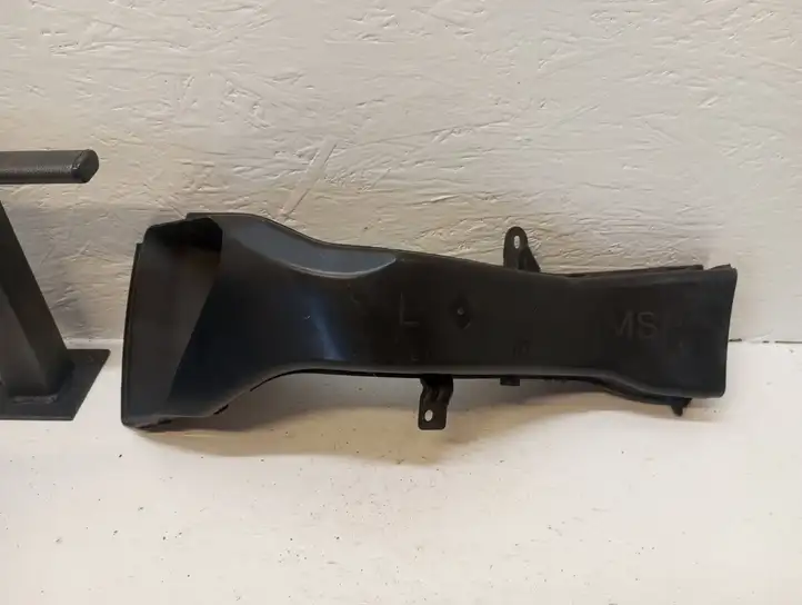 BMW 3 F30 F35 F31 (2012 - 2018) 51748054229 Дефлектор воздуха — фото 5