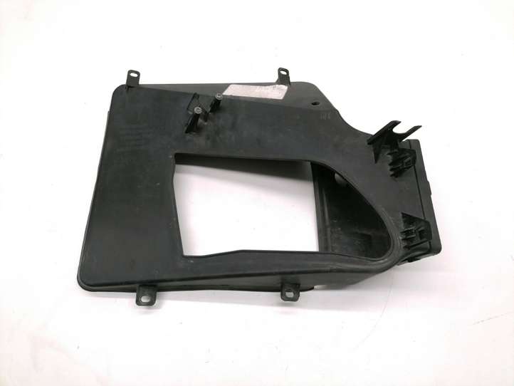 Tesla Model S (2012 - 2016)  1011520-00-D Устройство (устройства) для отвода воздуха