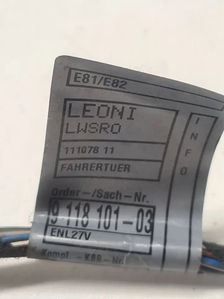 BMW 1 E82 E88 (2007 - 2014) 9118101 Проводка передней двери — фото 6