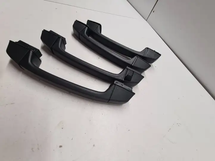 BMW X3 E83 (2003 - 2010) 201222012 Потолочная ручка передняя — фото 2