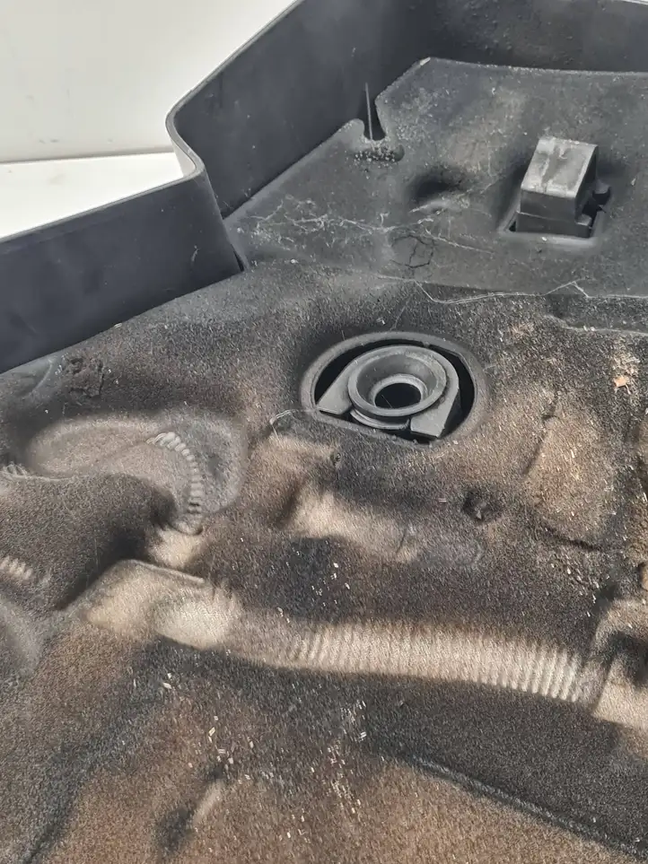 BMW 5 E60 E61 (2004 - 2010) 7797410 Крышка двигателя декоративная — фото 3
