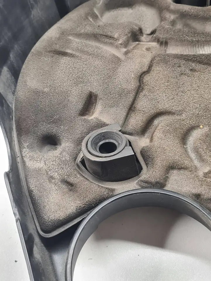 BMW 5 E60 E61 (2004 - 2010) 7797410 Крышка двигателя декоративная — фото 3