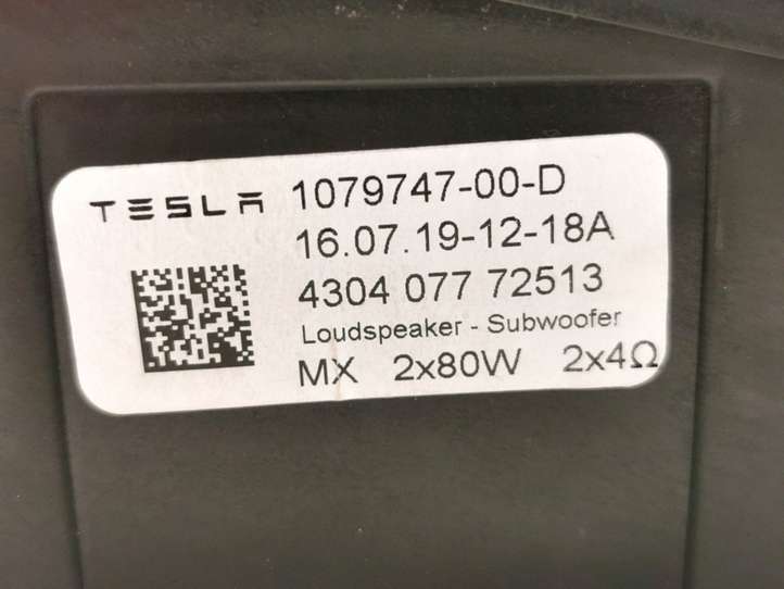Tesla Model 3 (2017 - 2023)  1079747-00-D Громкоговоритель в панели