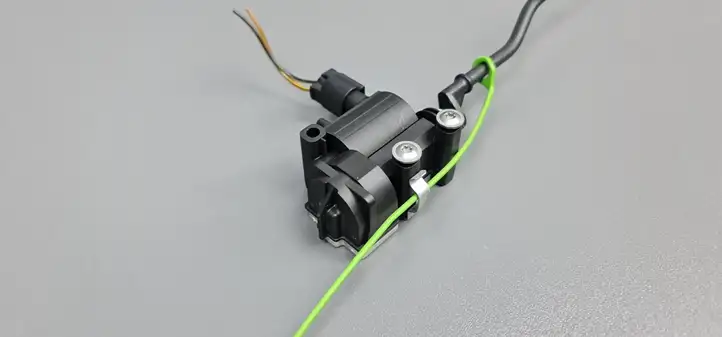 Mini Cooper Countryman R60 (2010 - 2016) 406204426 Привод замка крышки топливного бака — фото 5