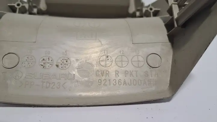 Subaru Outback (2009 - 2014) 92136AJ00A Другая деталь консоли (туннеля) — фото 4