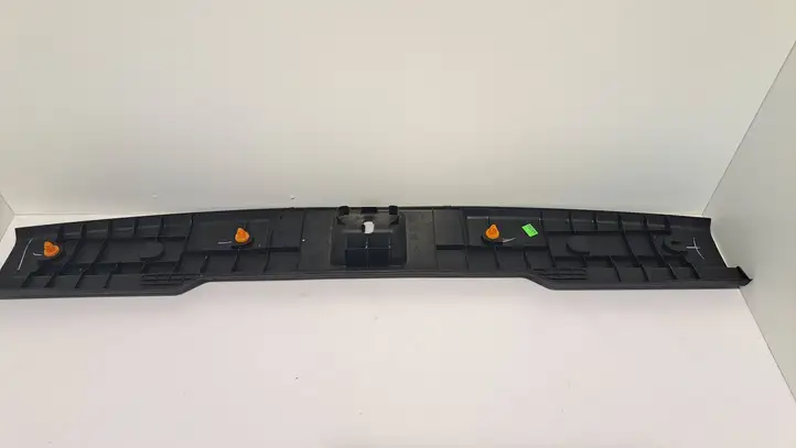 Subaru Outback (2009 - 2014) 95073AJ01A Отделка порога багажника — фото 2