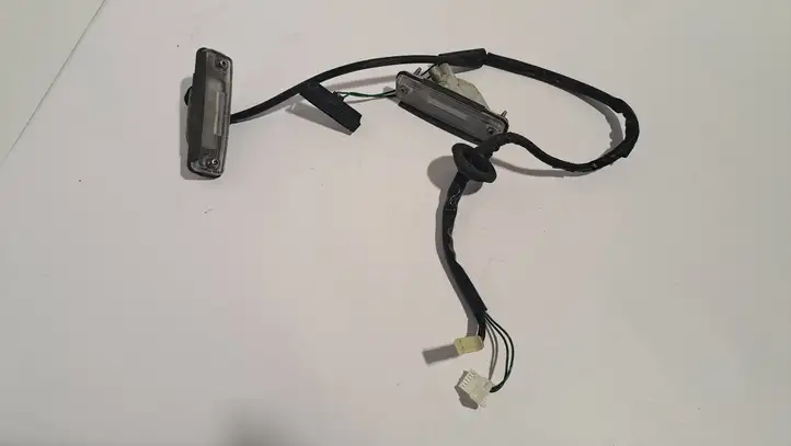 Subaru Outback (2009 - 2014) Кнопка закрытия крышки багажника — фото 3