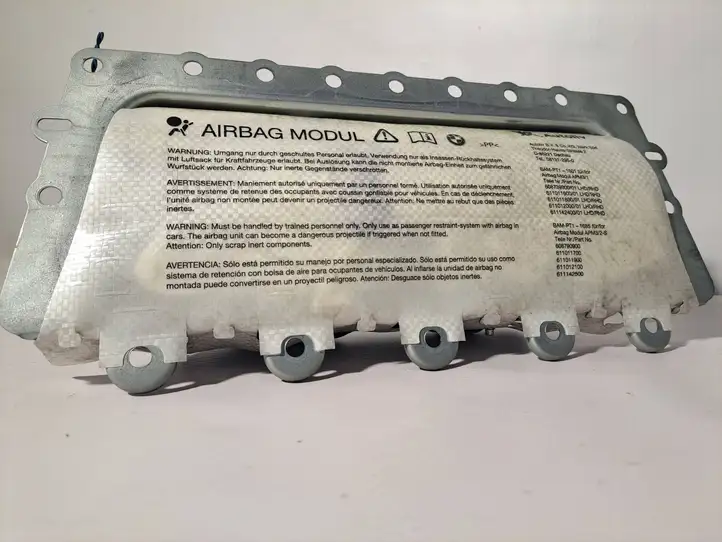 BMW 5 F10 F11 (2009 - 2016) 39923039901 Подушка безопасности пассажира — фото 1