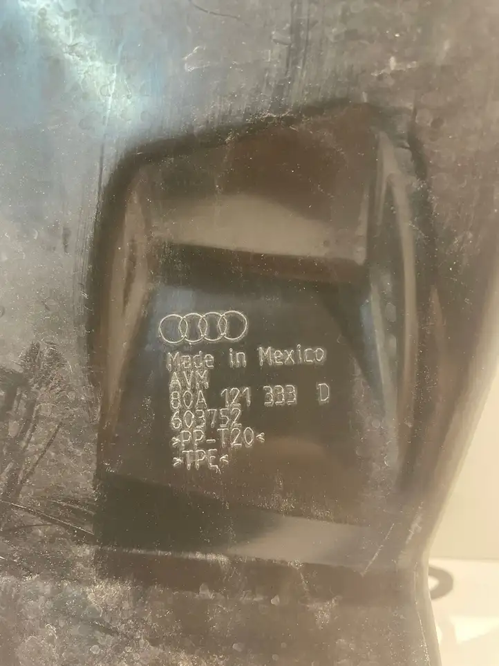 Audi Q5 SQ5 (2017 - ) 80A121333D Дефлектор воздуха — фото 4