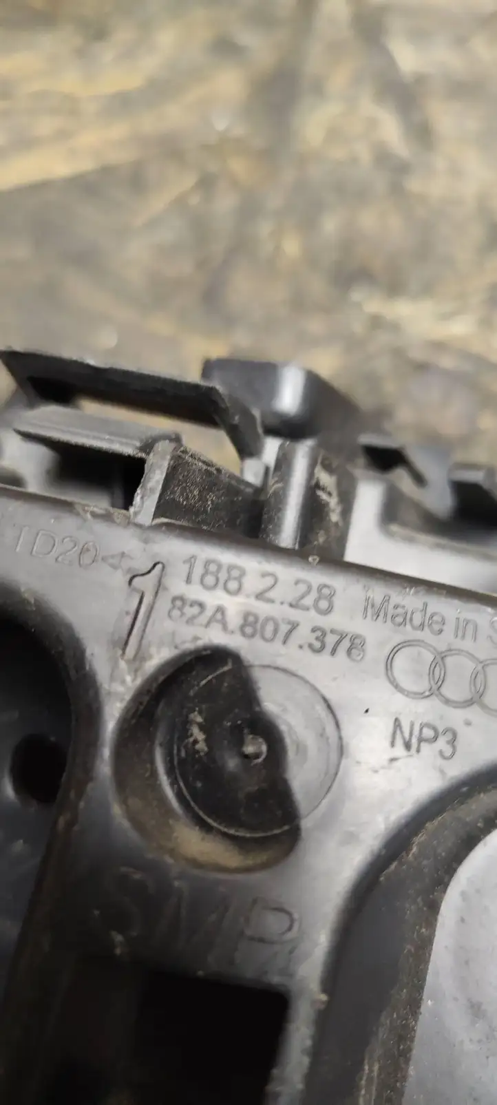 Audi A1 (2019 - ) 82A807378 Кронштейн заднего бампера — фото 4