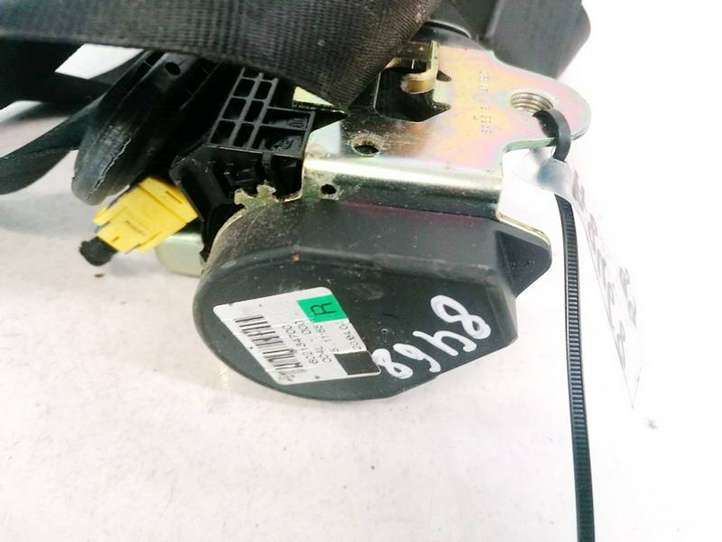 Audi A3/S3 8P (2003 - 2005)  8P3857706B Передний ремень безопасности