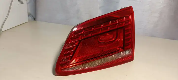 Volkswagen PASSAT B7 (2011 - 2014) 3AF945307E Комплект задних фонарей — фото 3