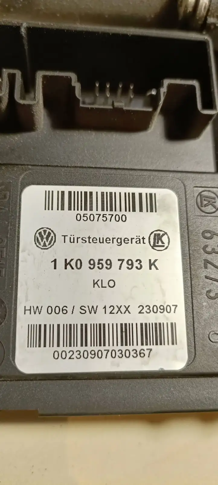 Volkswagen Touran I (2003 - 2010) 1k0959793k Мотор стеклоподъемника передний — фото 1