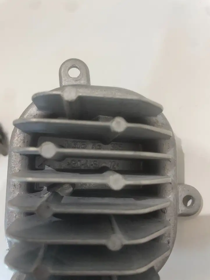 Audi A4 S4 B9 8W (2019 - ) 1305711395 Блок розжига ксенона — фото 3