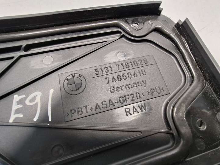 BMW 3 E90 E91 (2005 - 2012)  51317181028 Звукоизоляция крыши